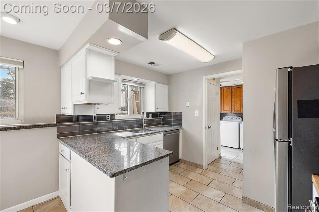 608 Amelia Avenue, Royal Oak, MI 48073 — Photo 29