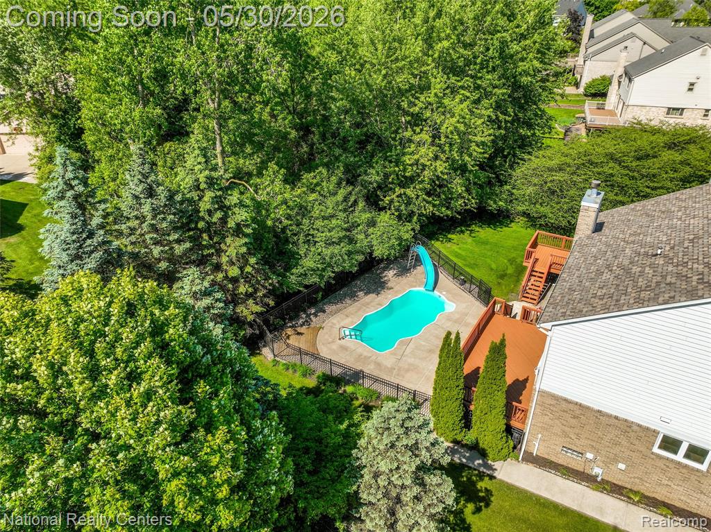 47245 N Pointe Drive, Canton, MI 48187 — Photo 57