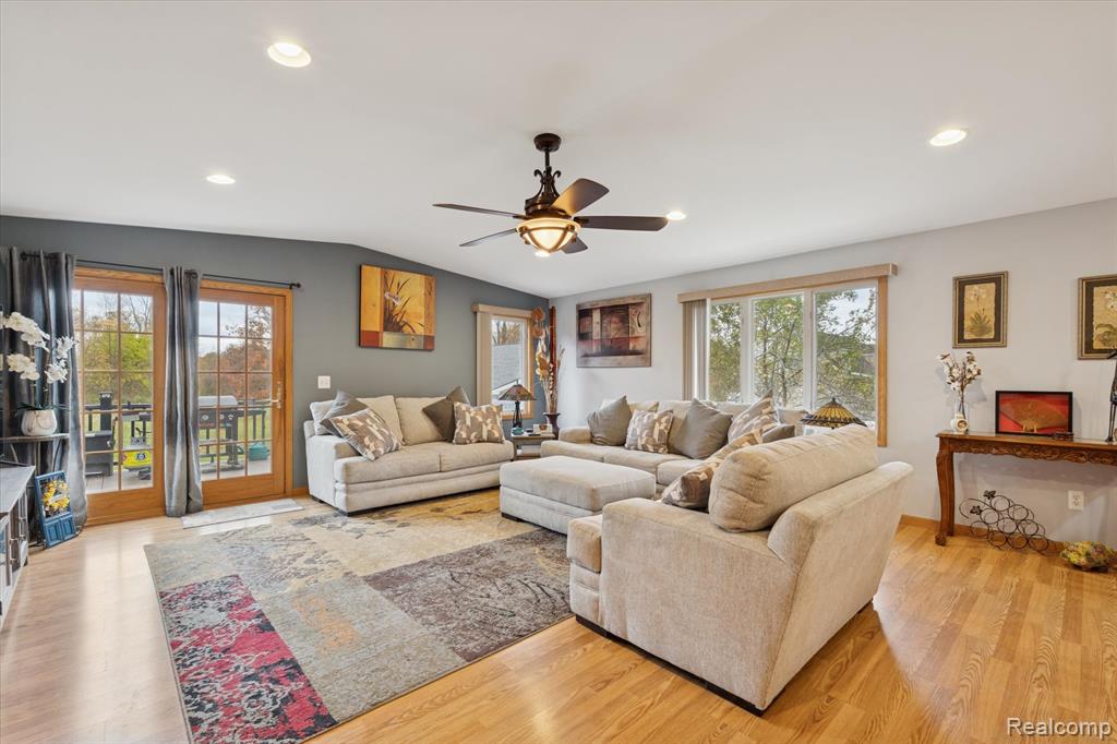 7233 W Lange Road, Fowlerville, MI 48836 — Photo 9