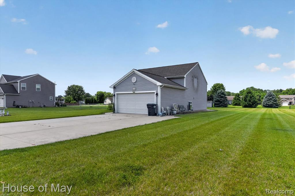 51348 Chardonnay Street, Paw Paw, MI 49079 — Photo 4
