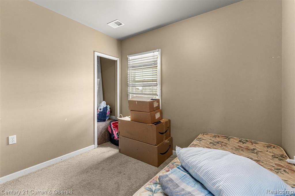 7925 Pinehurst Street, Dearborn, MI 48126 — Photo 36