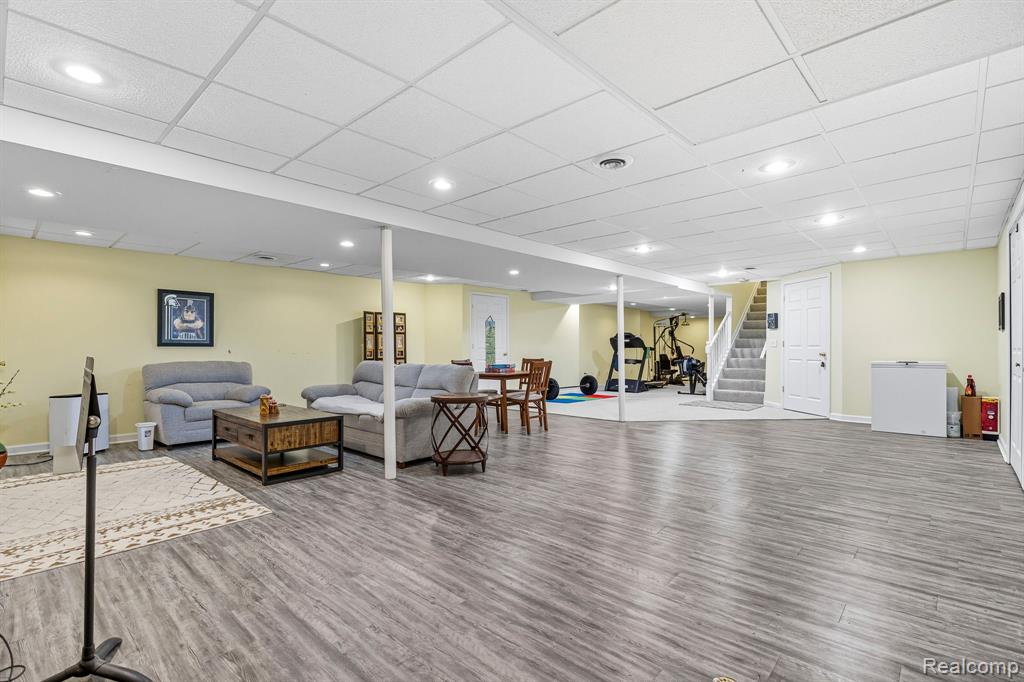 6572 Forest Park Drive, Troy, MI 48098 — Photo 42