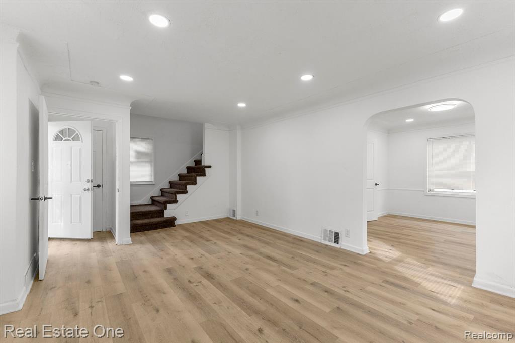 13113 CAMDEN Street, Detroit, MI 48213 — Photo 7