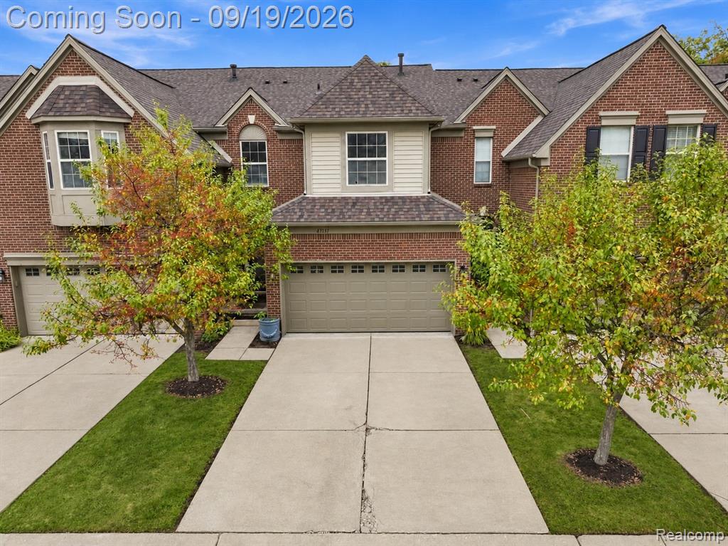 41351 N Maplewood Drive, Canton, MI 48187