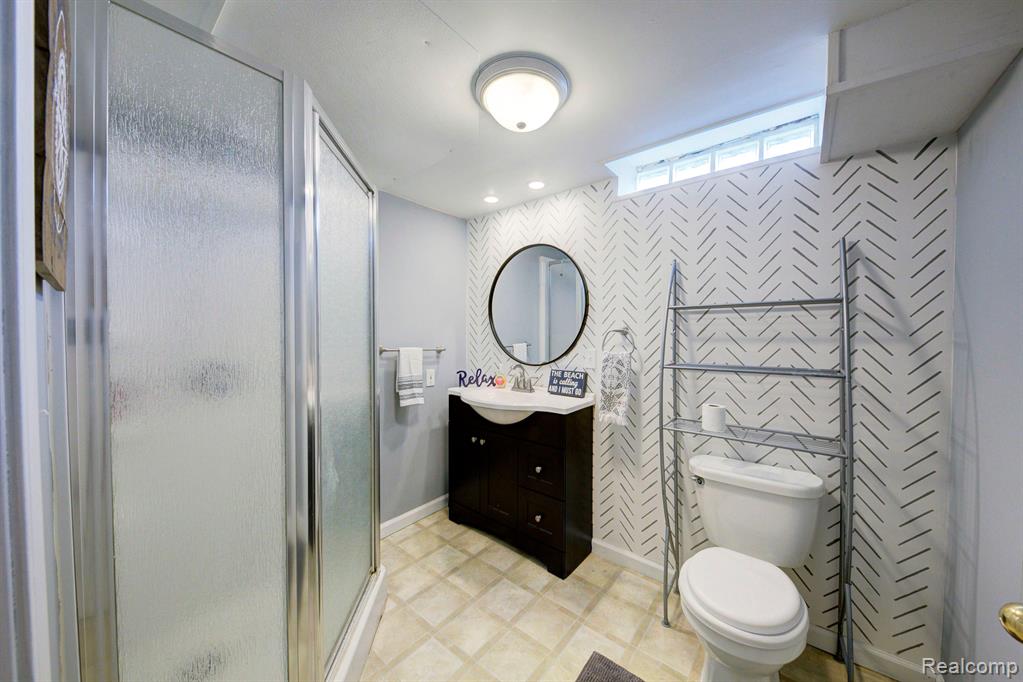 42208 HAYES Street, Belleville, MI 48111 — Photo 26