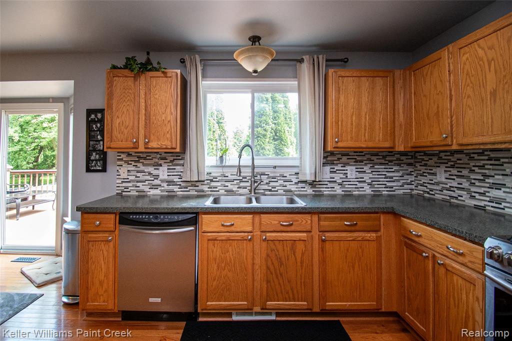 51610 Promenade Lane, New Baltimore, MI 48047 — Photo 17