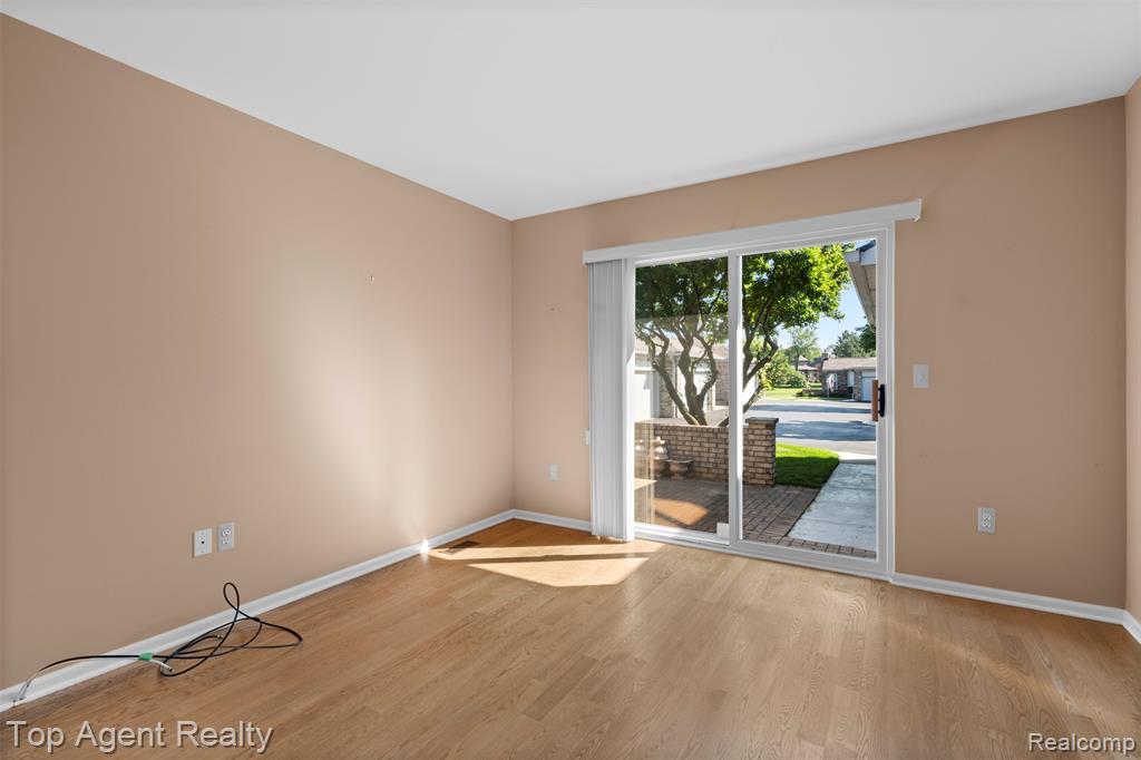 48607 Sutton Bay Court, Shelby Twp, MI 48315 — Photo 20
