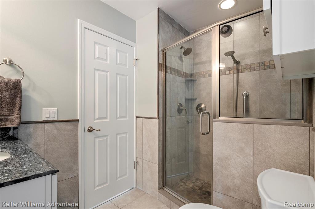 8518 CASCADE Street, Commerce Twp, MI 48382 — Photo 14