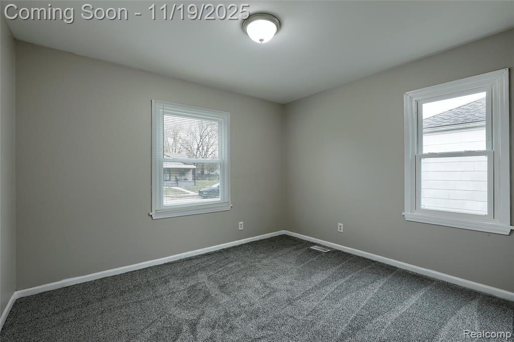 7044 Westminster Avenue, Warren, MI 48091 — Photo 12