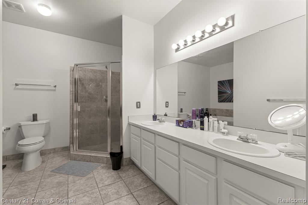 5296 S River Drive S, Commerce Twp, MI 48382 — Photo 20