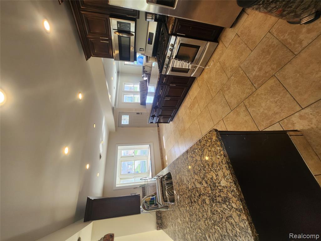 6878 Drexel Street, Dearborn Heights, MI 48127 — Photo 16
