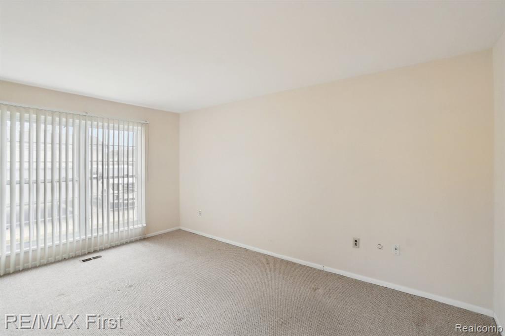 22768 RENFORD Street, Novi, MI — Photo 14