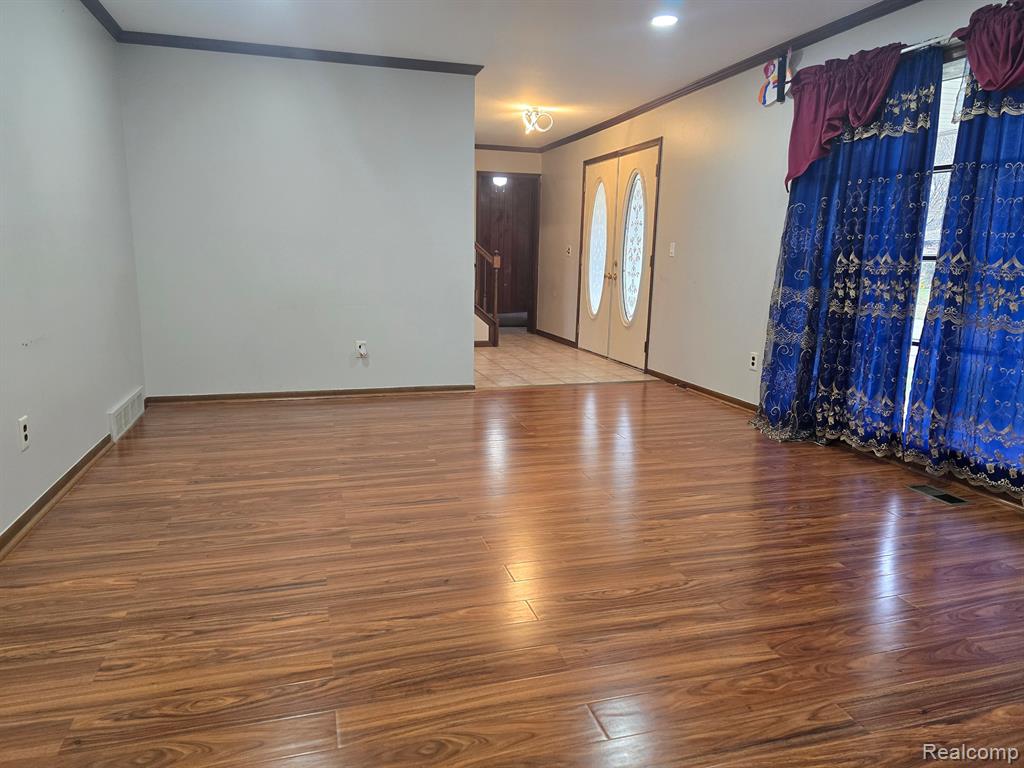 47425 Westlake Drive, Shelby Twp, MI 48315 — Photo 8