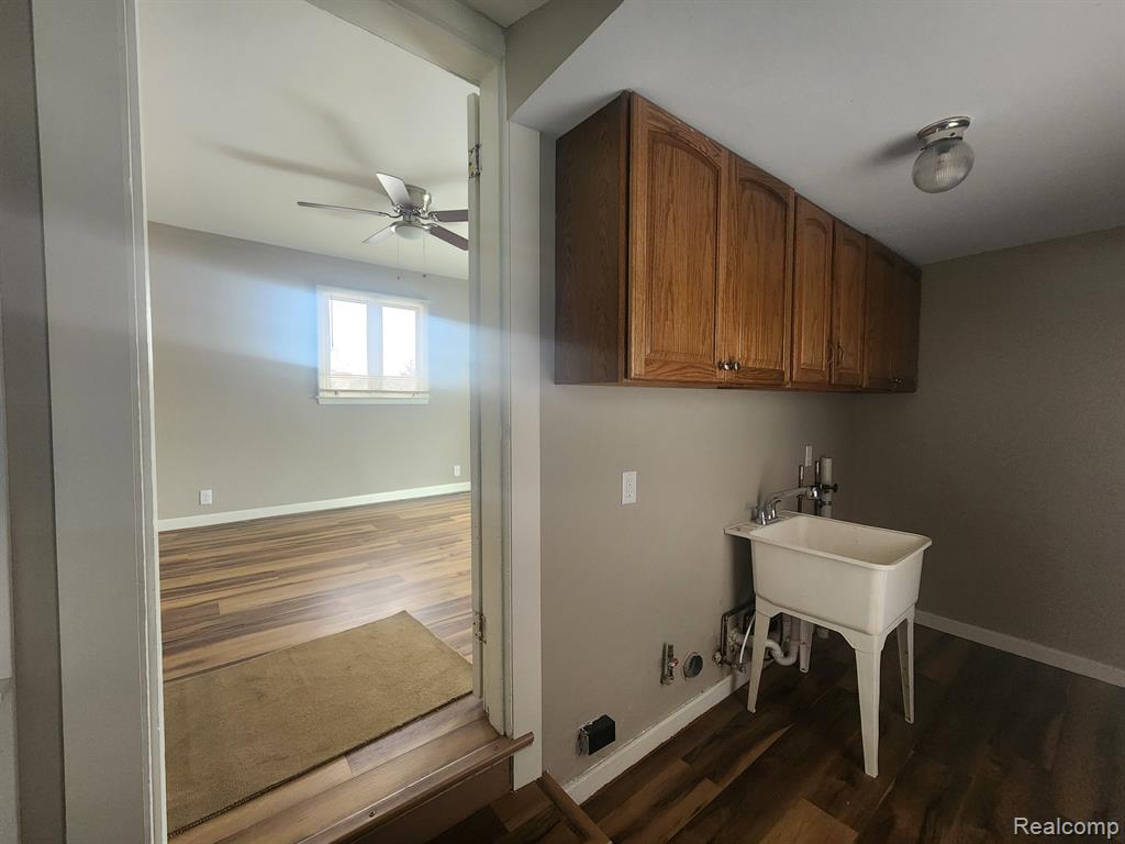 9514 6 MILE Road, Salem, MI 48175 — Photo 13
