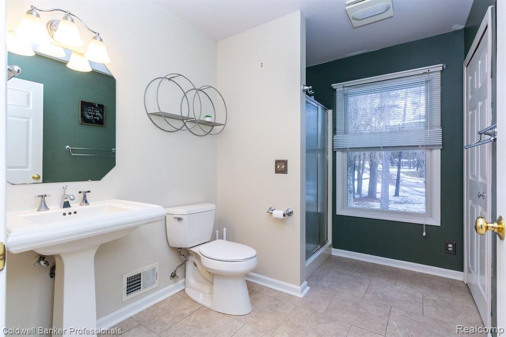 811 RAMSGATE Lane, Oxford, MI 48371 — Photo 29