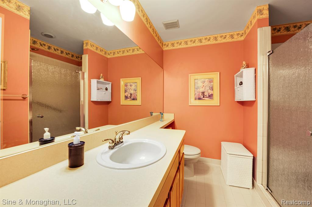 41856 RIVERWOOD Court, Canton, MI 48187 — Photo 15