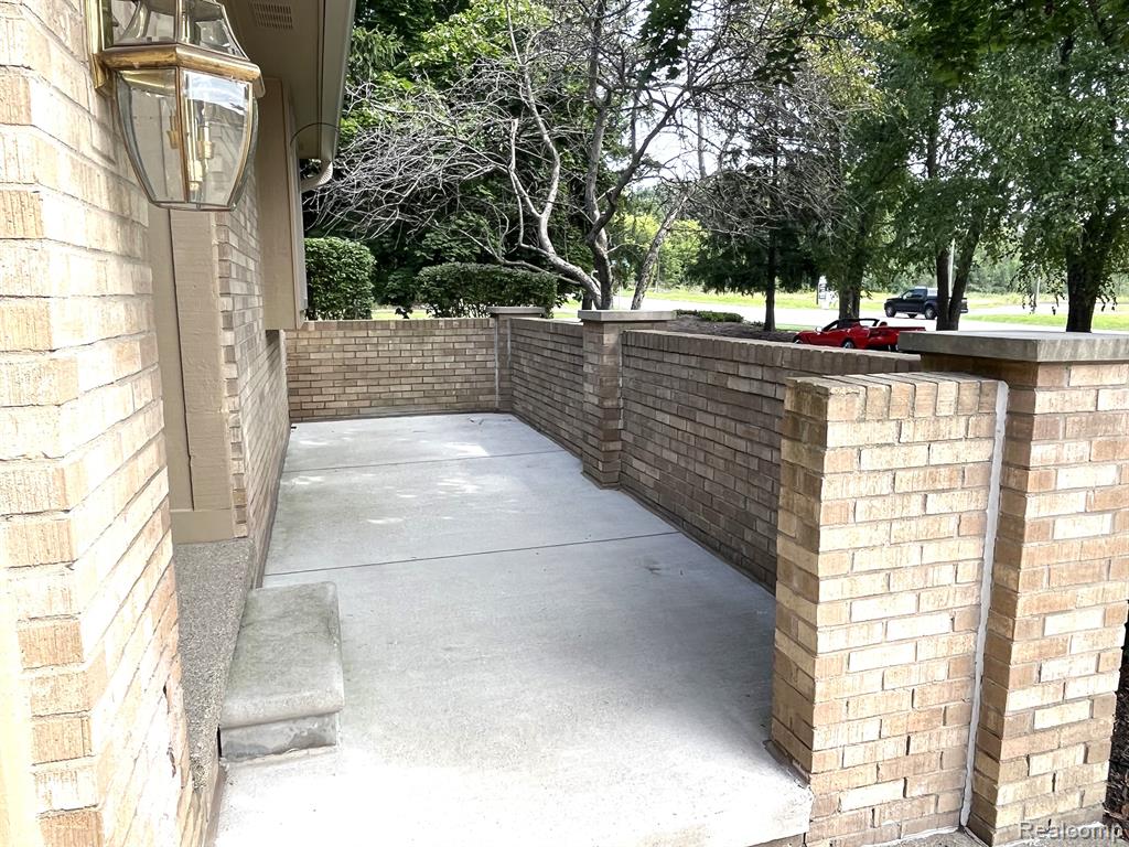 55799 SHELBY Road, Shelby Twp, MI 48316 — Photo 24