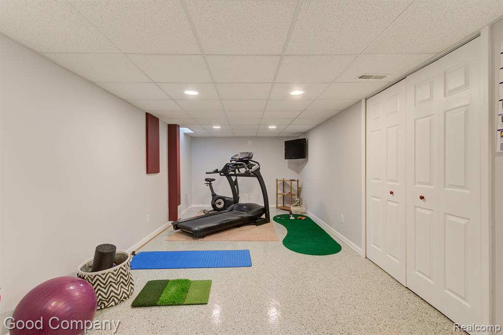 51250 W HILLS Drive, Plymouth, MI 48170 — Photo 48