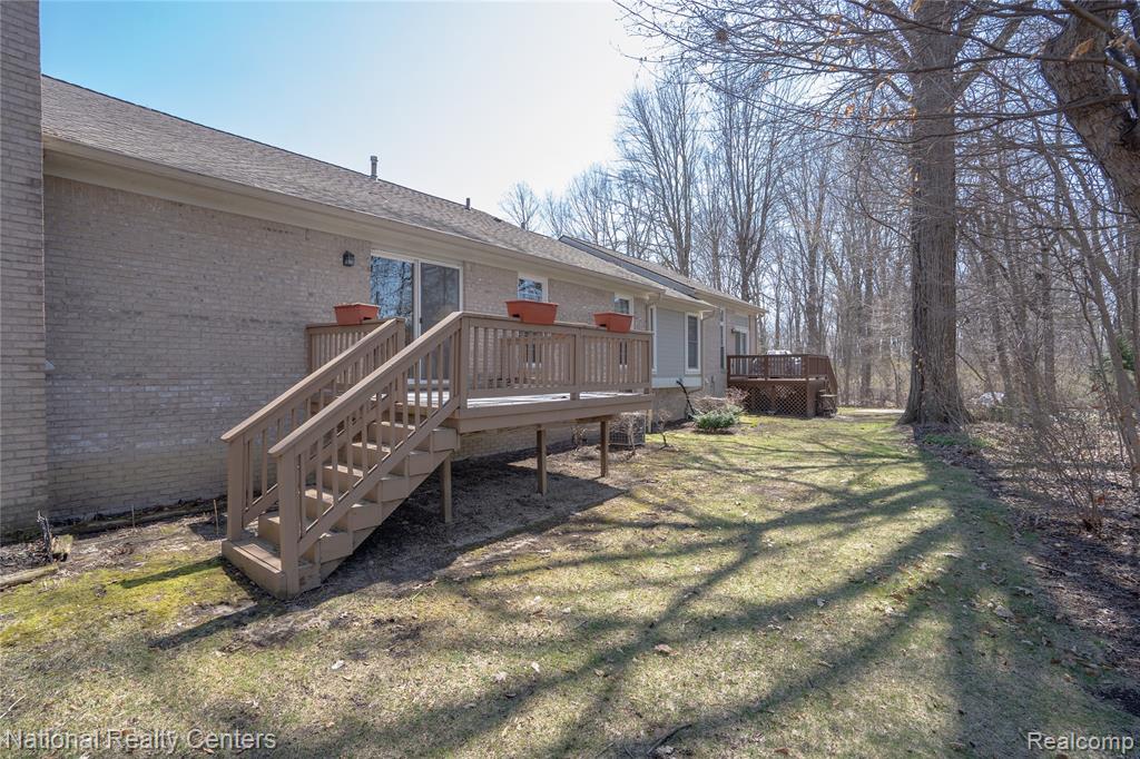 41642 Haggerty Woods Court, Canton, MI 48187 — Photo 24