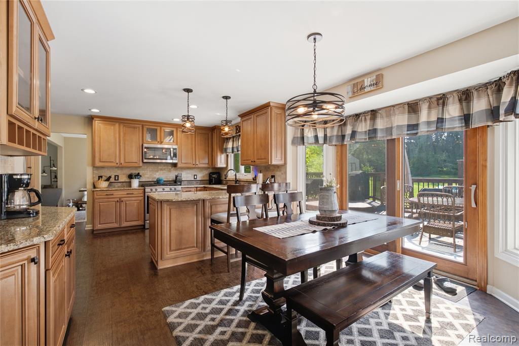 1817 Deer View Court, Howell, MI 48843 — Photo 33
