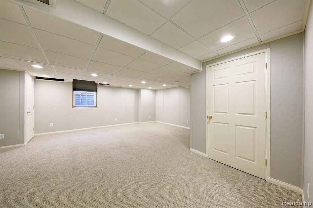 443 CONCORD Drive, Canton, MI 48188 — Photo 18
