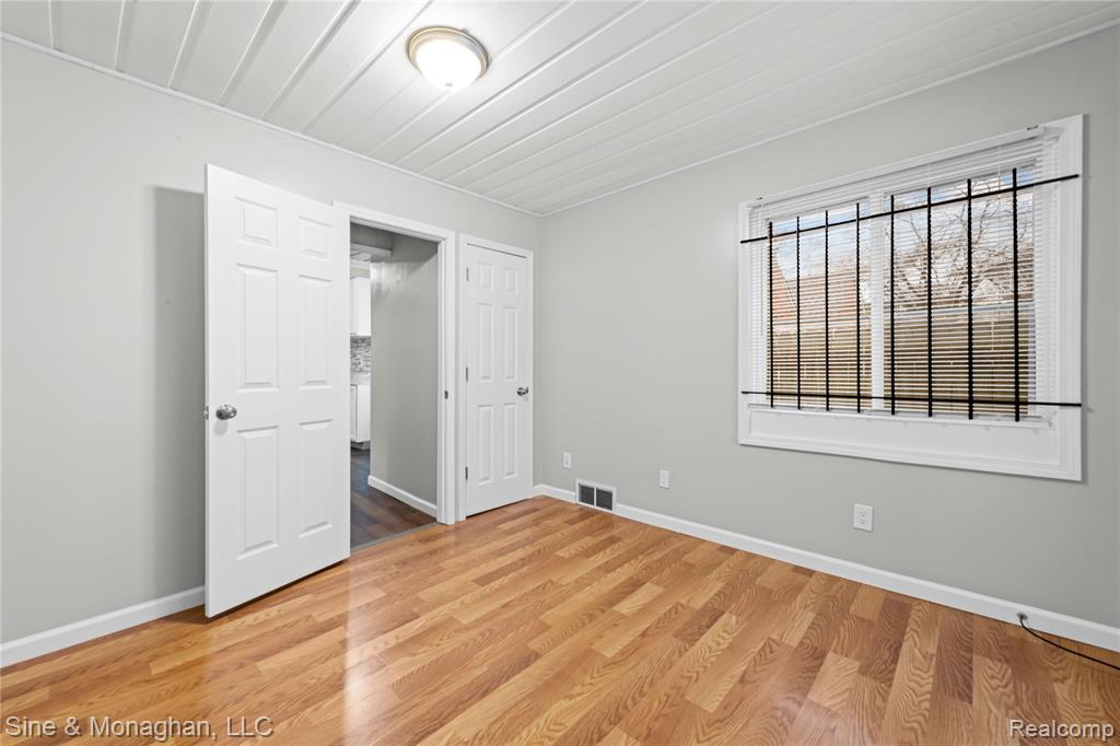 16286 E State Fair Street, Detroit, MI 48205 — Photo 13