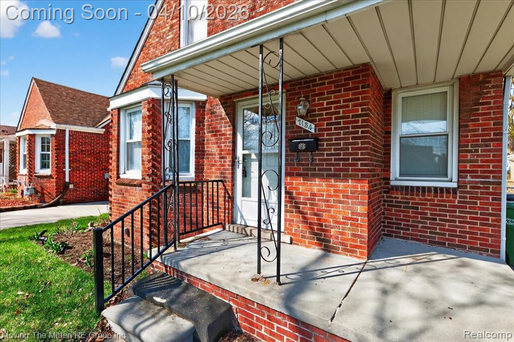 7134 Robinson Avenue, Allen Park, MI 48101 — Photo 2