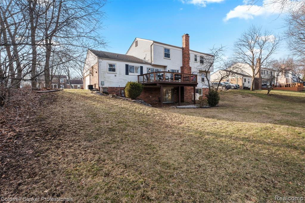 4347 Apple Valley Lane, West Bloomfield, MI 48323 — Photo 45