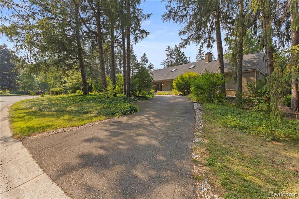 7871 Caberfae Trail, Clarkston, MI 48348 — Photo 3