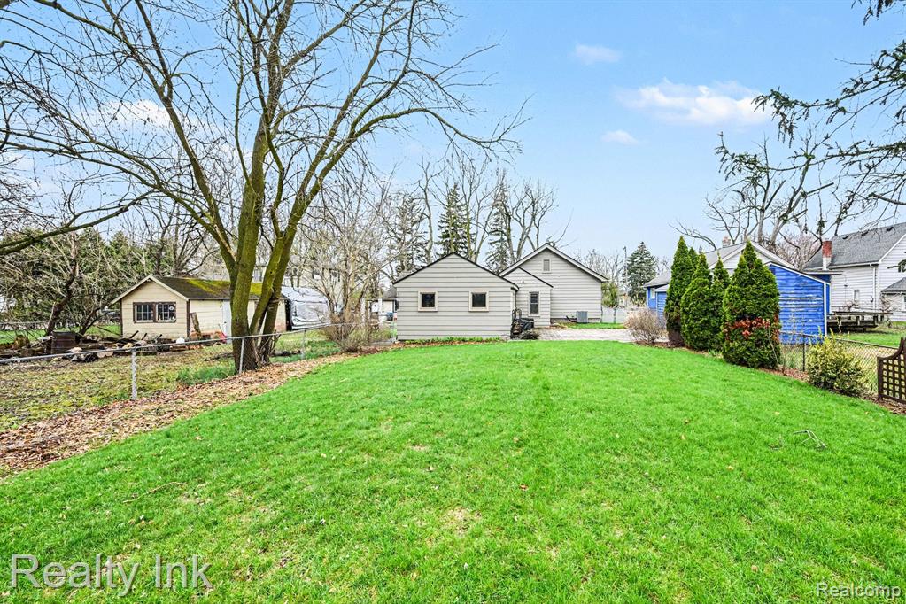 16944 Franklin Road, Northville, MI 48168 — Photo 11
