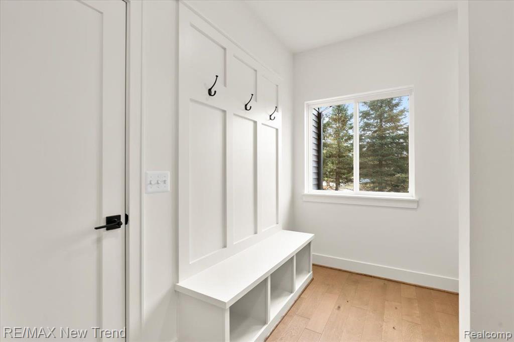 6515 CAMBRIDGE Circle, Clarkston, MI — Photo 14