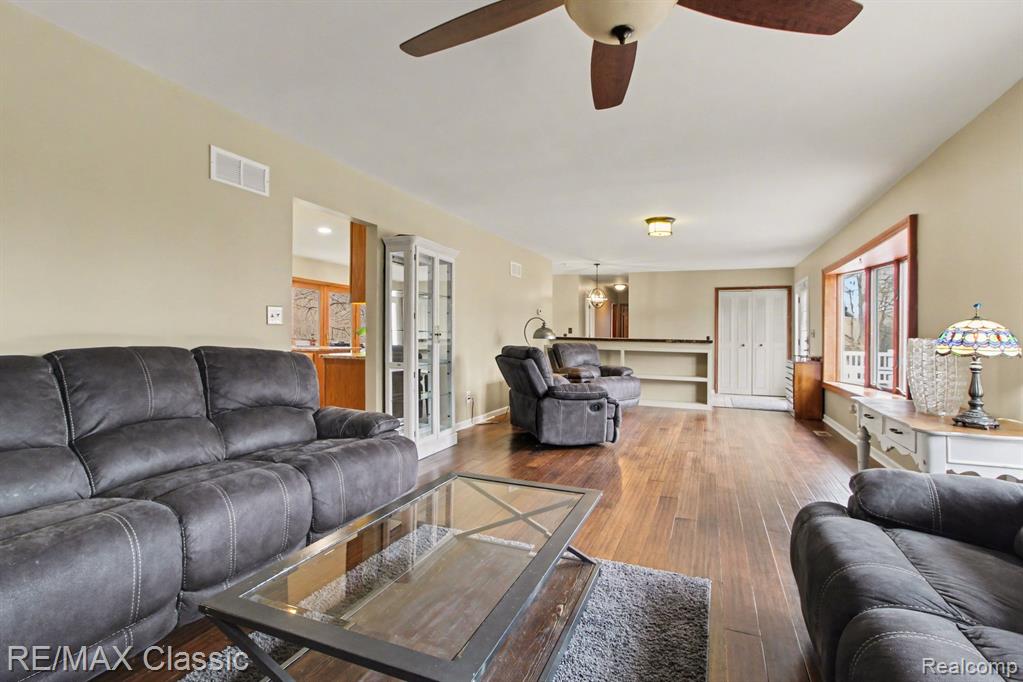 9800 Moon Road, Saline, MI 48176 — Photo 6