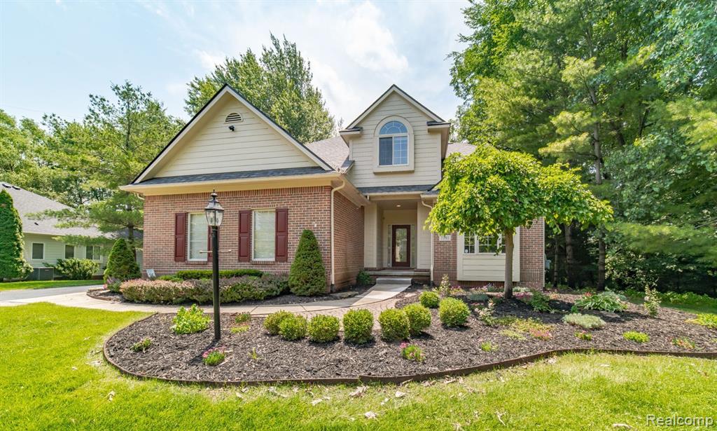 7191 ELDERWOOD Circle, Clarkston, MI — front exterior