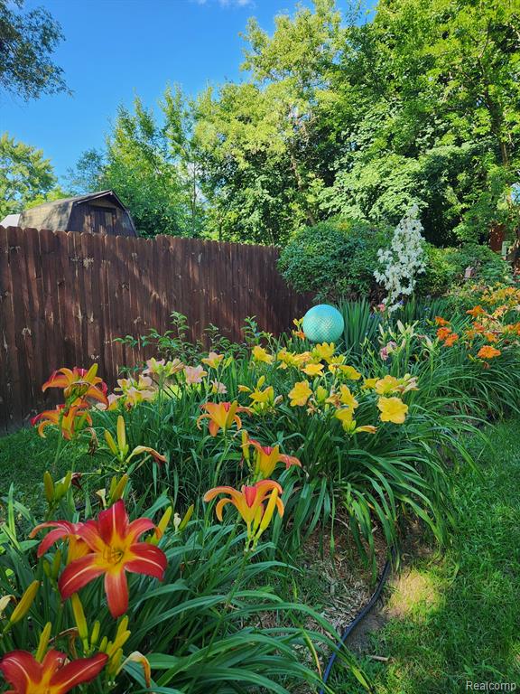 128 Clarence Street, Holly, MI 48442 — Photo 6