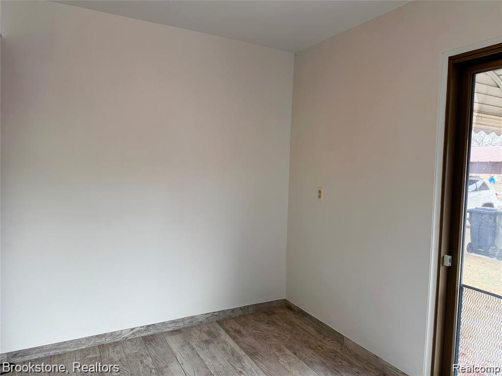 8401 18 Mile Road, Sterling Heights, MI 48313 — Photo 11