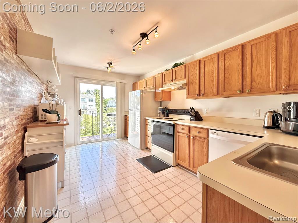 1870 Lindsay Lane, Ann Arbor, MI 48104 — Photo 12