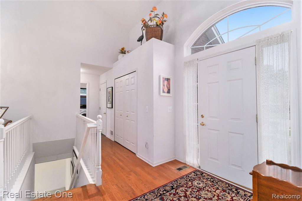 40832 LENOX PARK Drive, Novi, MI 48377 — Photo 4