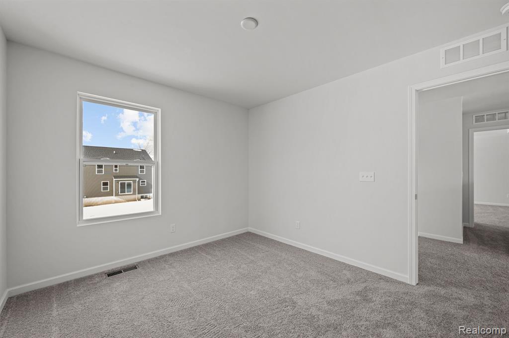 54631 HERON Circle, New Baltimore, MI 48047 — Photo 21