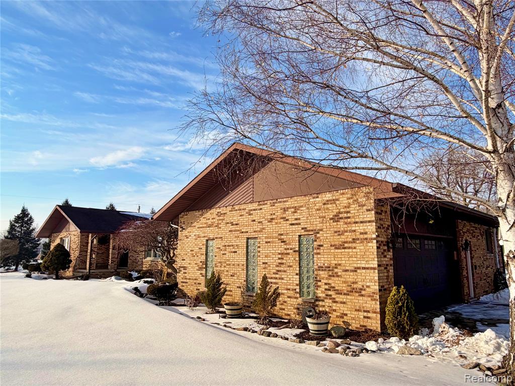 7242 King James Road, Pigeon Vlg, MI — Photo 2