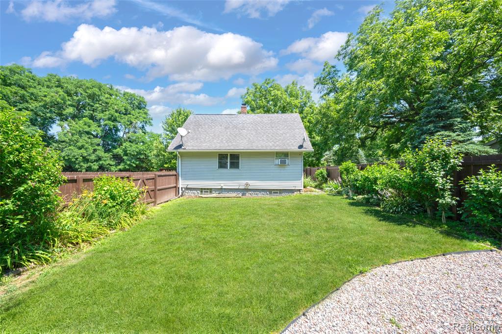 576 Brooks Avenue, Pontiac, MI 48340 — Photo 28