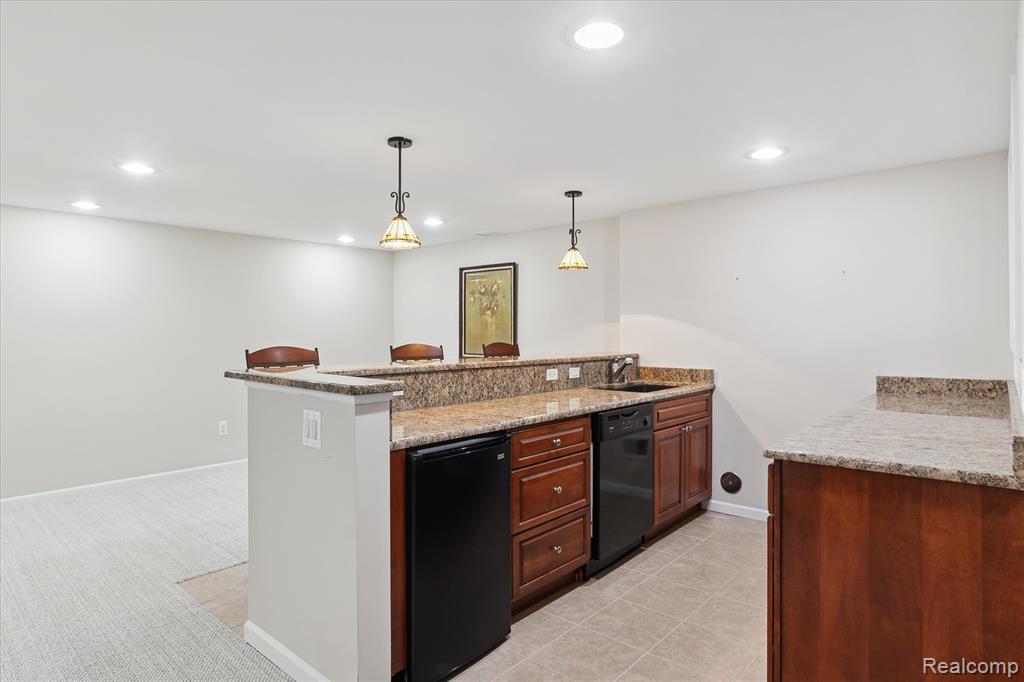 47141 Merion Circle, Northville, MI 48168 — Photo 45
