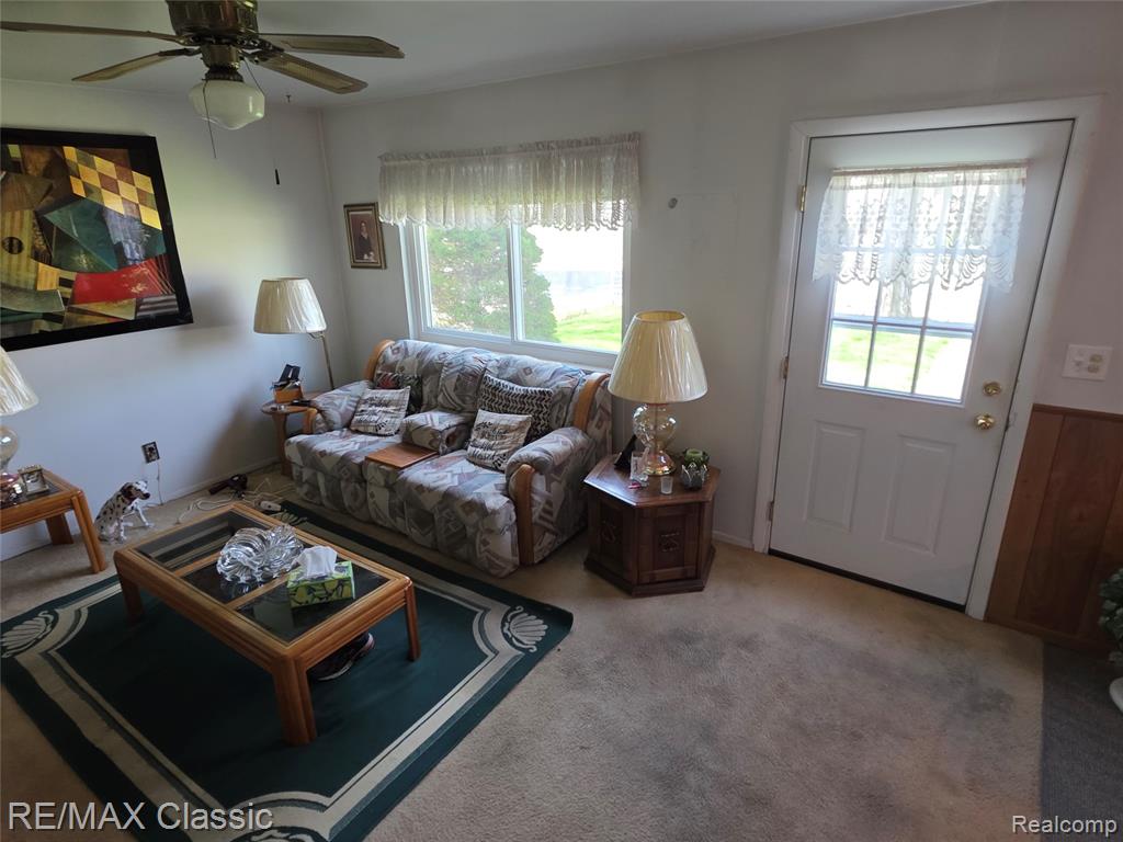 1072 Cloverlawn Drive, Pontiac, MI 48340 — Photo 5