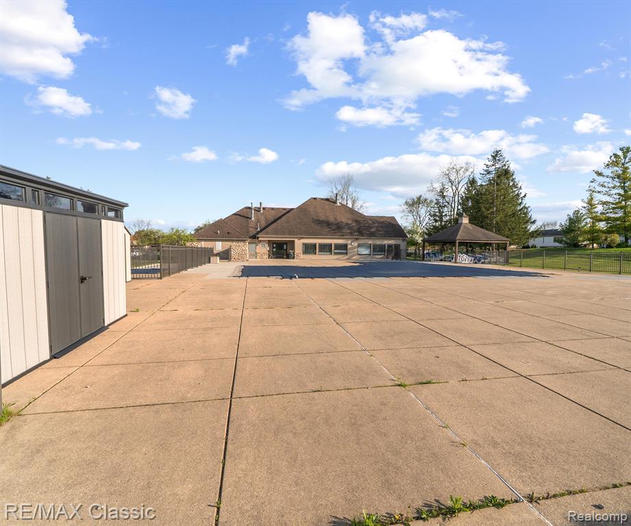 45597 HOLMES Drive, Canton, MI 48187 — Photo 77