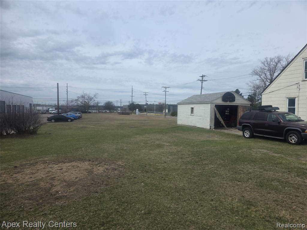 11735 Merriman Road - Photo 2