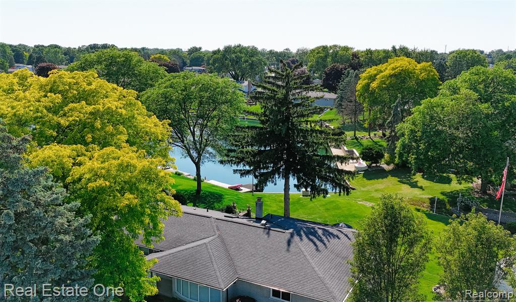 54511 MERKEL Lane, Shelby Twp, MI 48316 — Photo 35