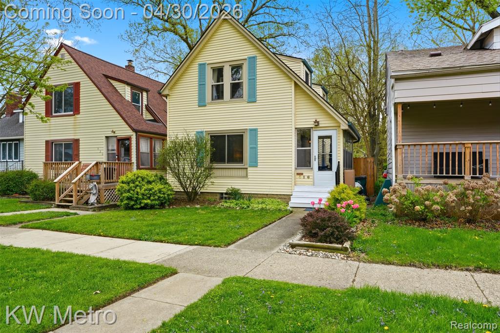416 E Breckenridge Street, Ferndale, MI 48220 — front exterior