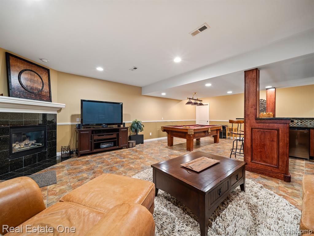 9160 ROGER SCOTT Trail, Brighton, MI 48116 — Photo 32