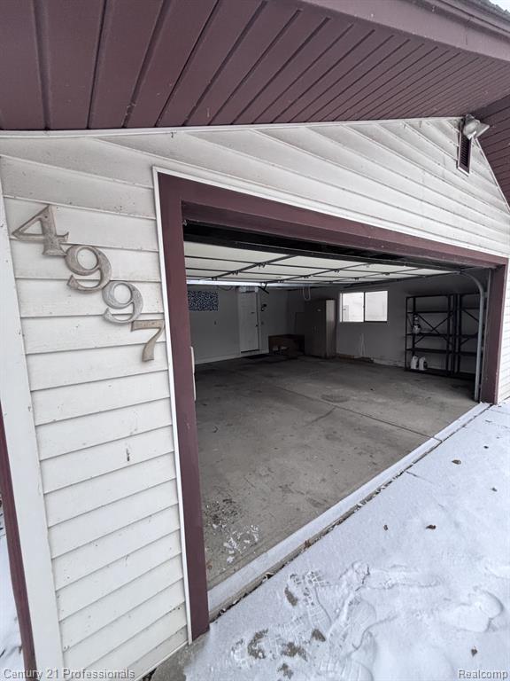 4997 Grand Court, West Bloomfield, MI 48324 — Photo 45