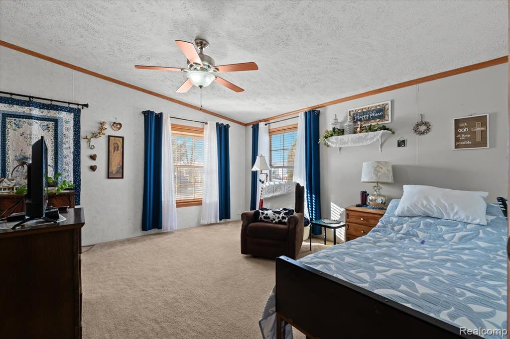 4482 Wynnwood Drive, Howell, MI 48843 — Photo 16