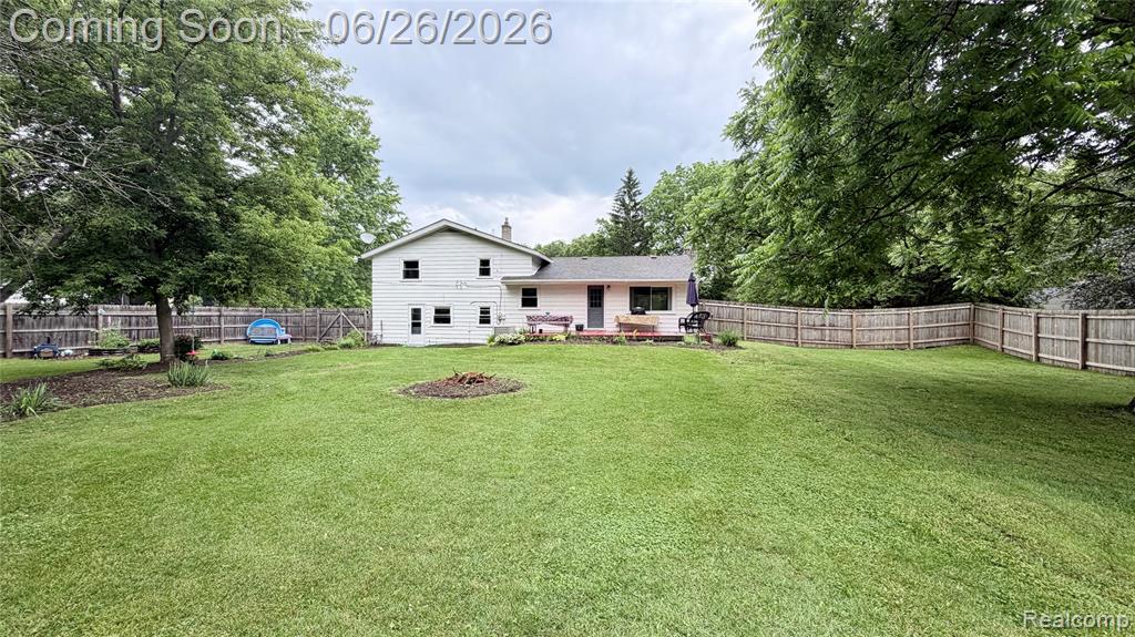 3555 Wilson Drive, Fort Gratiot, MI 48059 — Photo 23